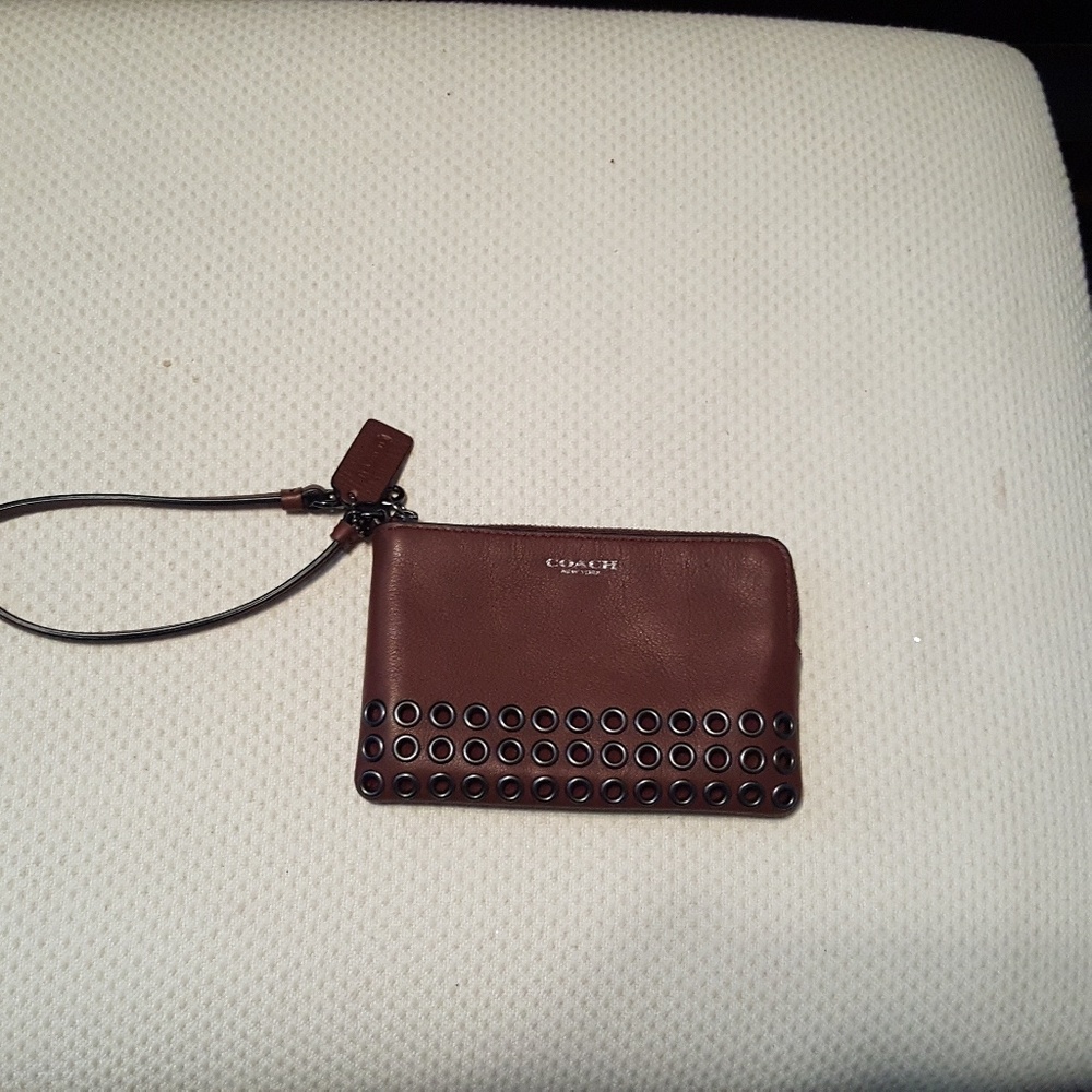 COACH wristlet - Picture 6 of 6